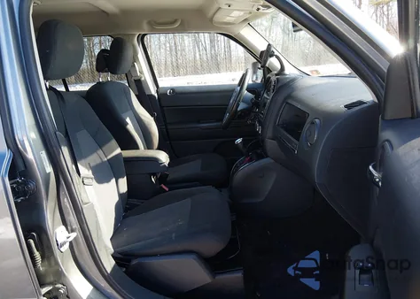 2013 Jeep Patriot Latitude from USA, damaged, VIN 1C4NJRFB4DD210695